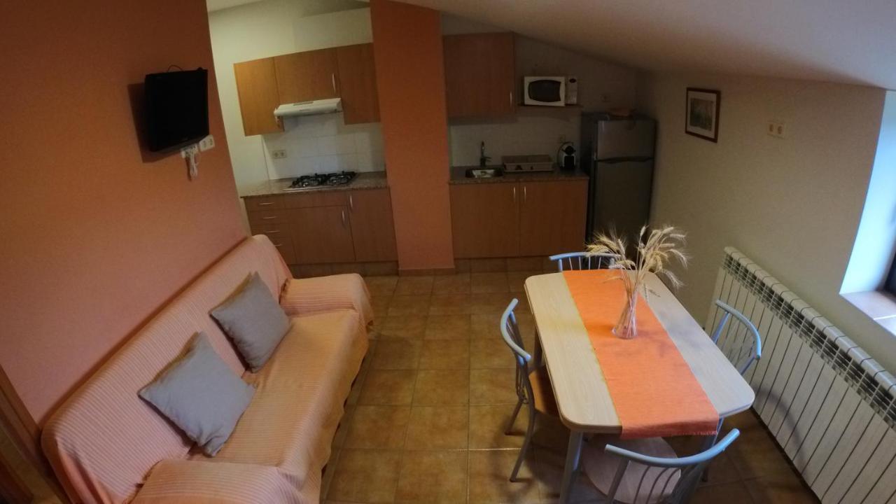 Castell De Ceuro. Hotel Rural Ogern Екстериор снимка