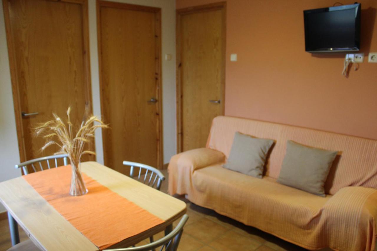 Castell De Ceuro. Hotel Rural Ogern Екстериор снимка